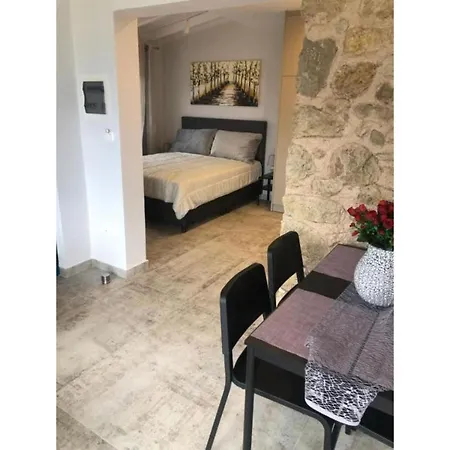 Gems Fedra Apartman *
